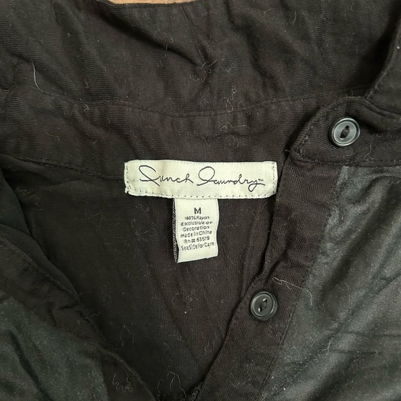 Button down blouse - Picture 3 of 3